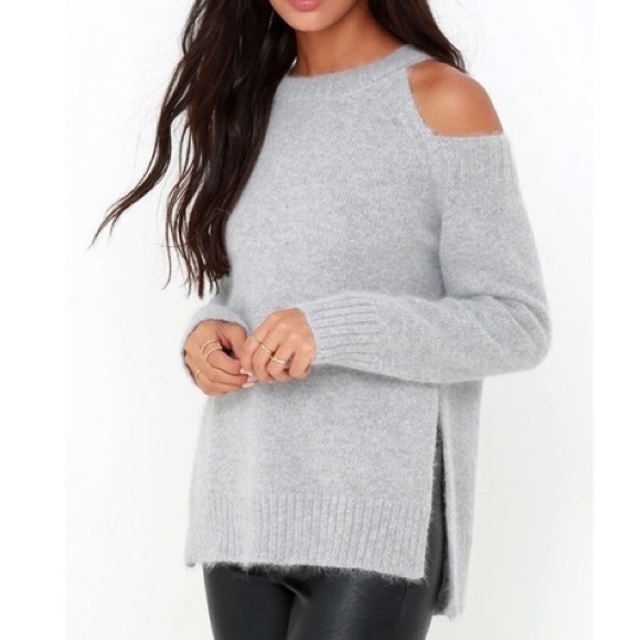 JOA Los Angeles Breathe Easy Gray Cold Shoulder Angora Sweater Small Fuzzy - Picture 2 of 9